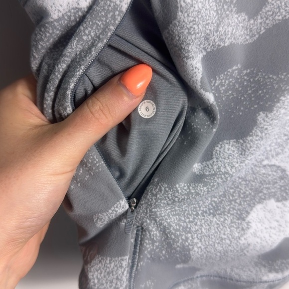Lululemon Close to Crossing Long Sleeve Shirt Camo Rhino Grey Starlight Size 6 - Picture 5 of 8